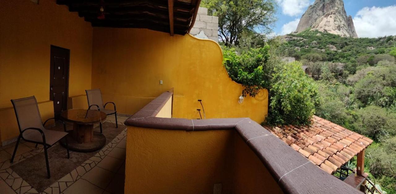 Hotel Casa Del Arbol Bernal Eksteriør billede